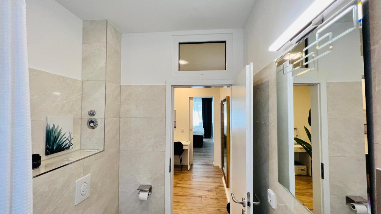 Appartement Central Designer 3 Apt With Terrace & Parking